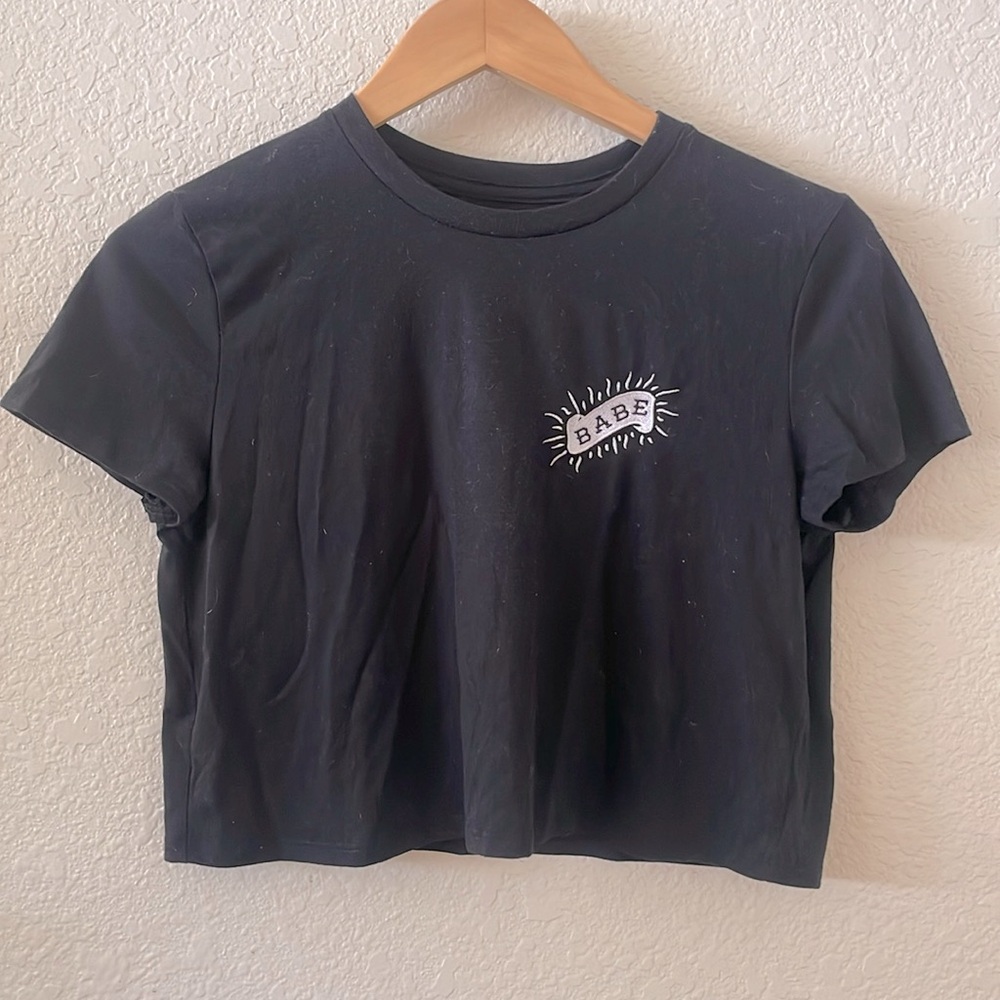 ~Babe~ embroidered black crop tee *unbranded*